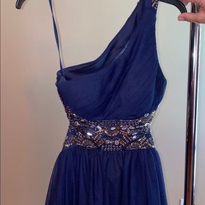 navy, one shoulder, open back, cocktail dress.